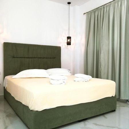 Giorgos Apartments Скала-Фуркас Экстерьер фото